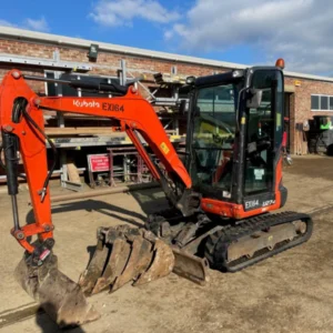 Mini-Pelle Kubota U27-4 – 2016 – 2,7T – Cabine Climatisée + 3 Godets