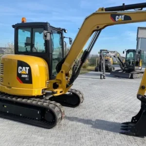 Mini-Pelle Caterpillar 305ECR – 2019 – 5T – Neuve, Cabine Clim, 5h d’utilisation