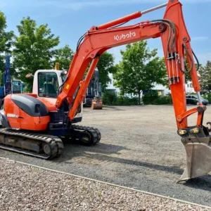 Equipement compact Kubota KX080-3 – 2012