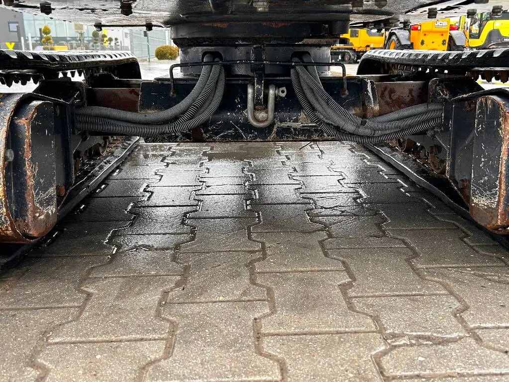 Yanmar SV 18 – Image 10