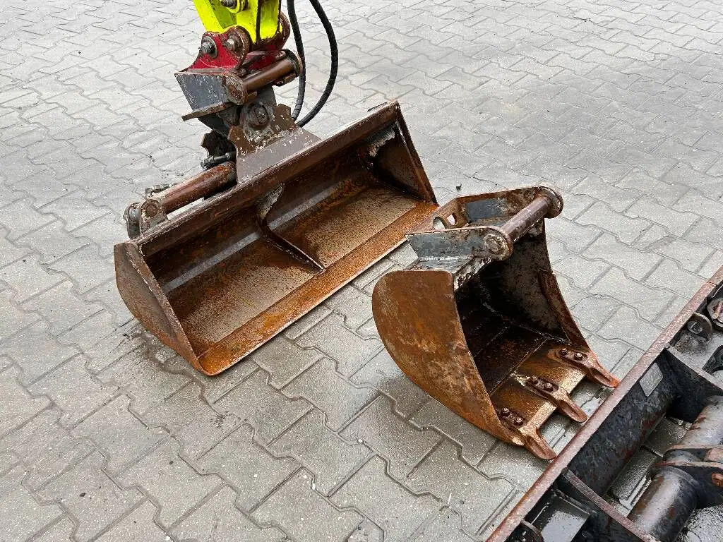 Yanmar SV 18 – Image 11