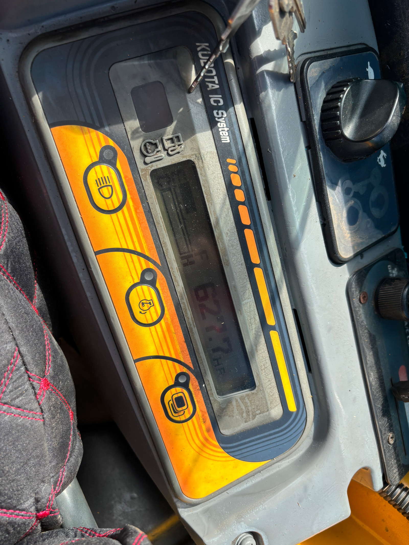 Kubota U30 – Image 14