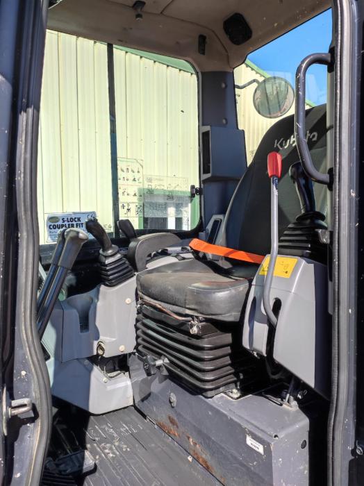 Kubota U48-4. – Image 4