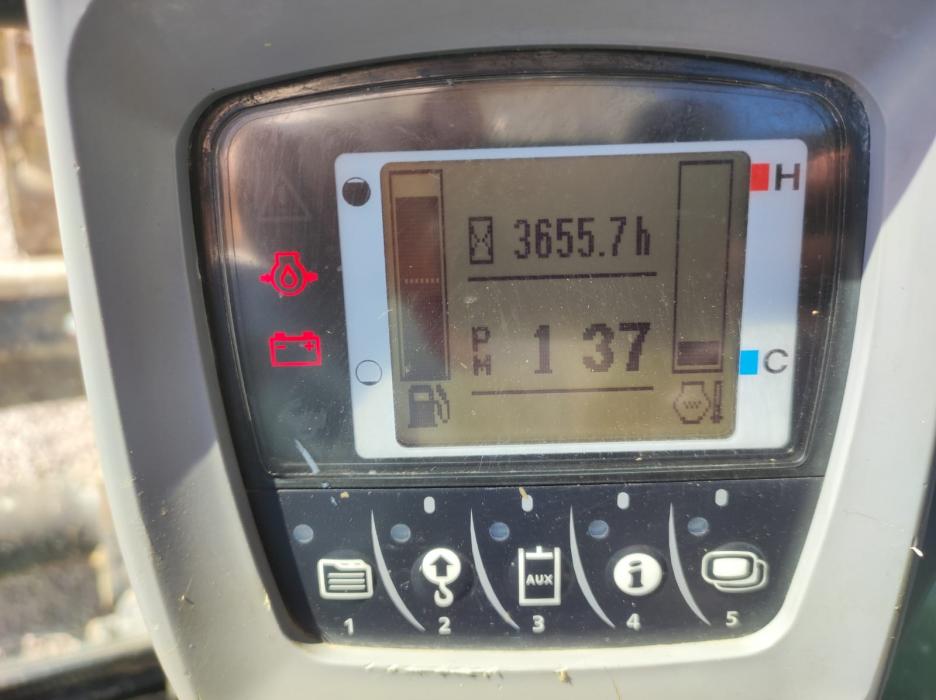 Kubota U48-4. – Image 7