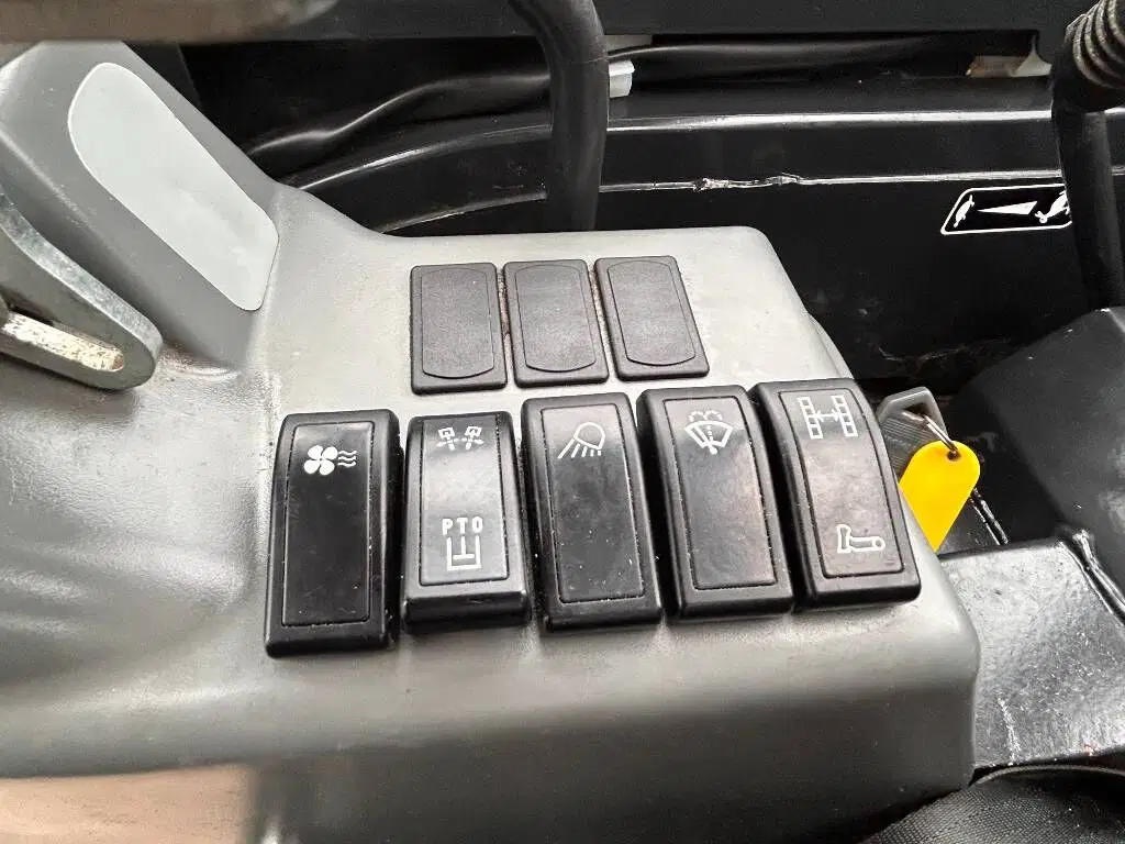 Yanmar SV 18 – Image 6