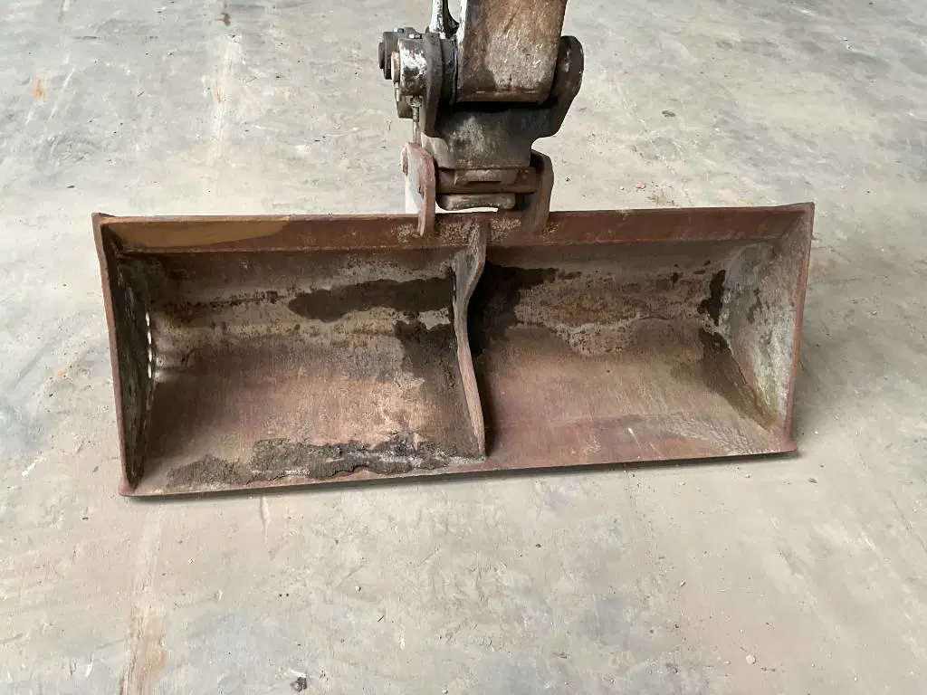 Takeuchi TB 290 – Image 6