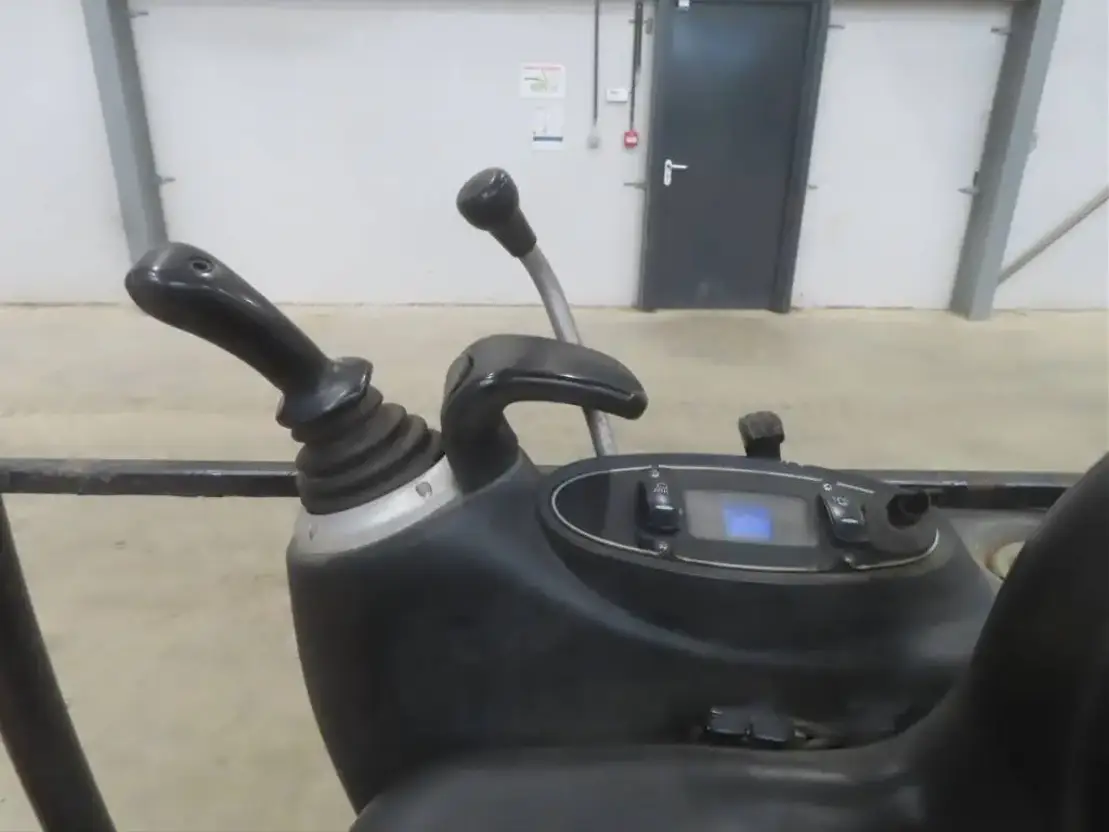 JCB 8014 – Image 7