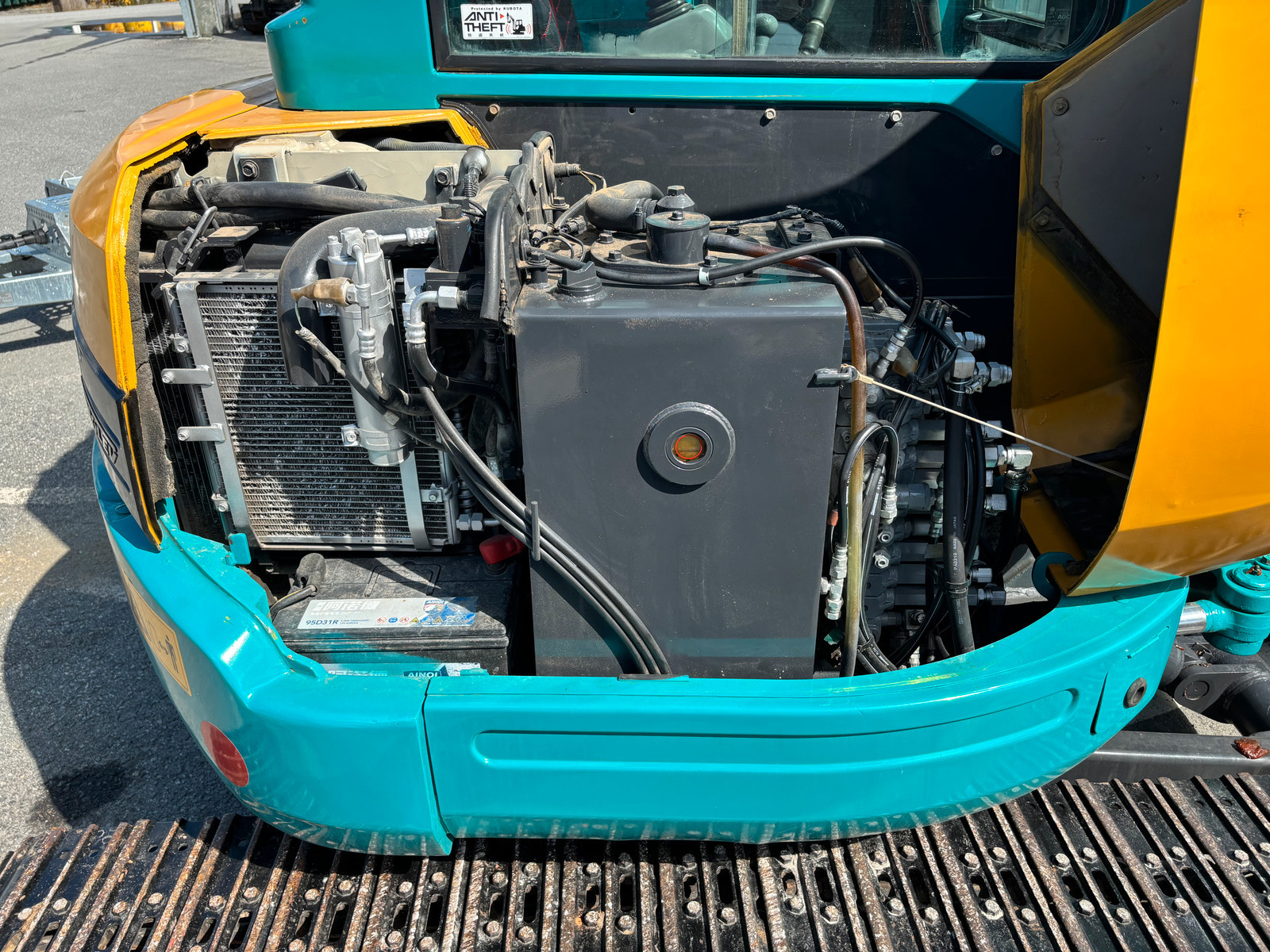 Kubota U30 – Image 8